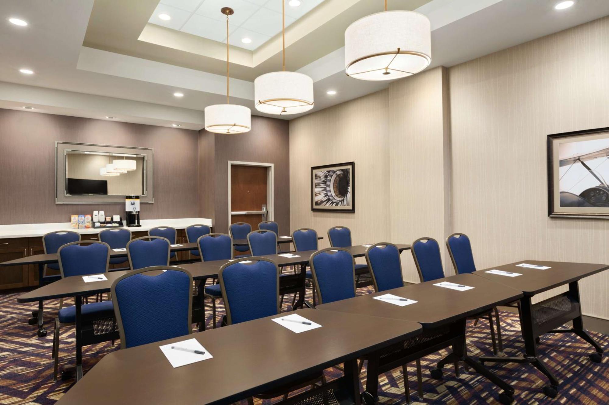 Hampton Inn & Suites Seattle/Renton, Wa Εξωτερικό φωτογραφία